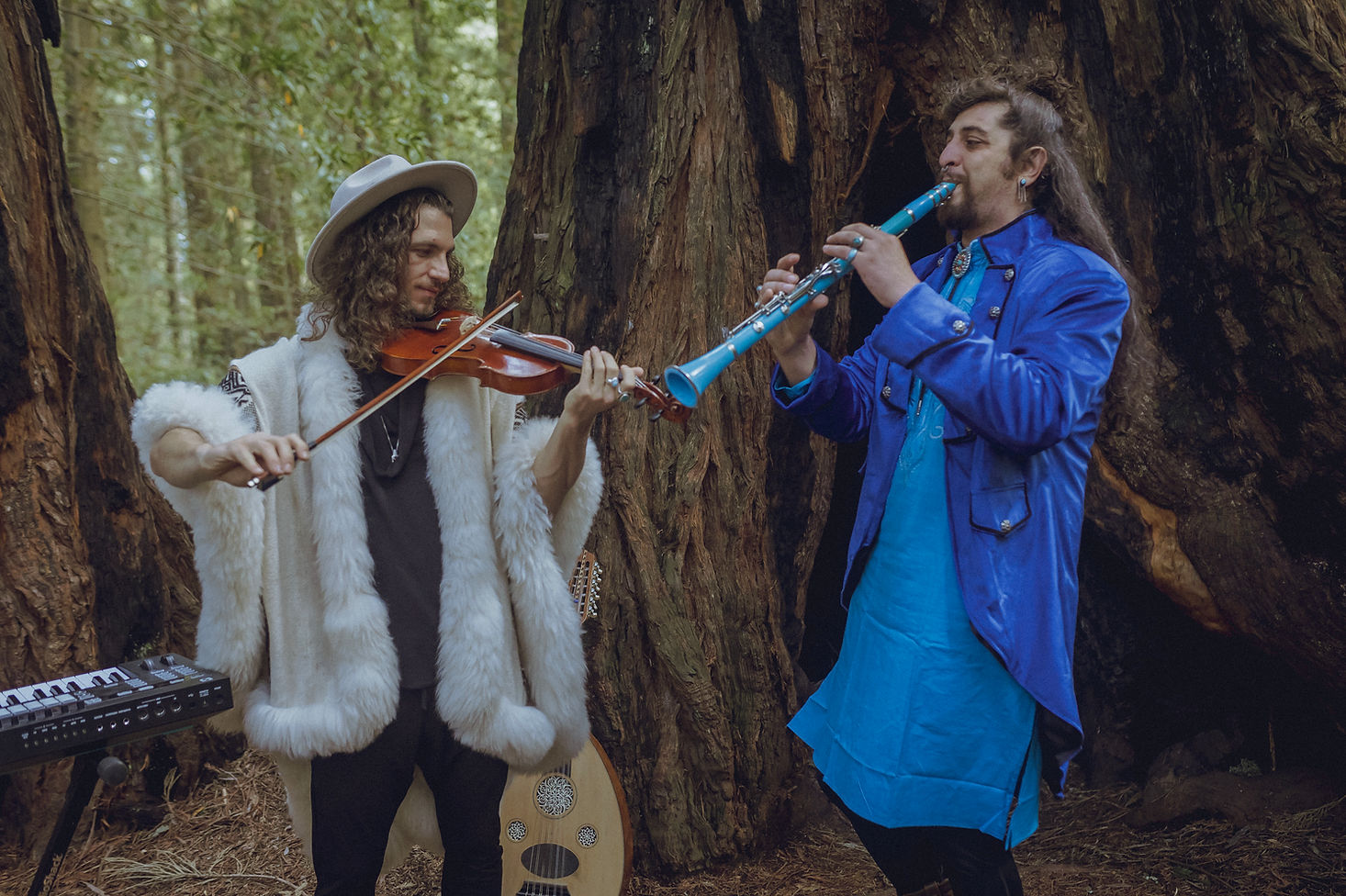 Akriza - Press Photo 3